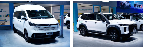 上汽大通MAXUS“大家庭豪華電動(dòng)MPV”大家7成都車展全球首發(fā)亮相13.png