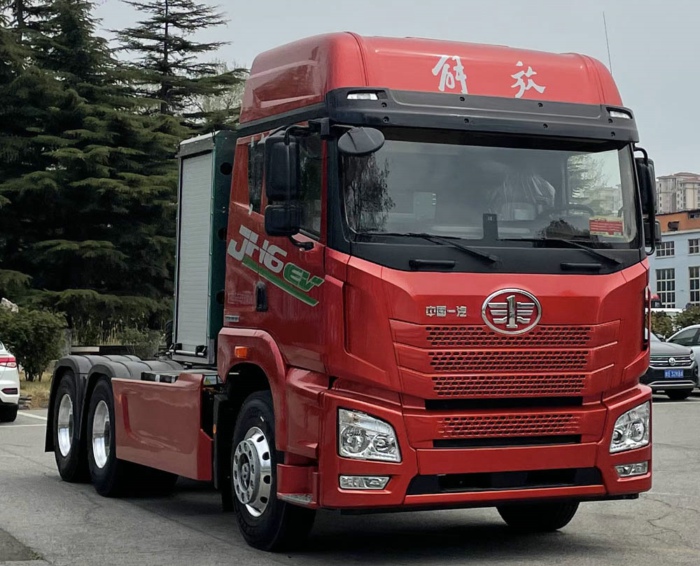 解放CA4259P26T1BEVA80純電動牽引車，今年一季度長治市銷量第二.jpg