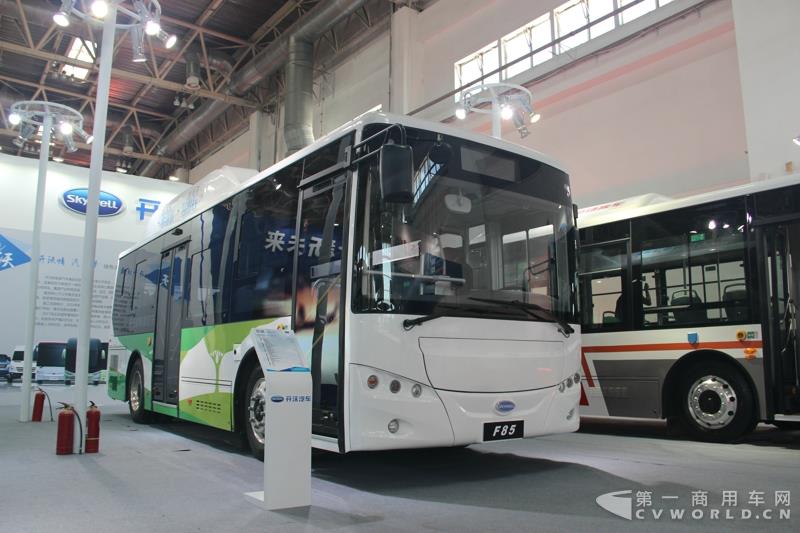 南京金龍F(tuán)85氫燃料電池客車(chē)