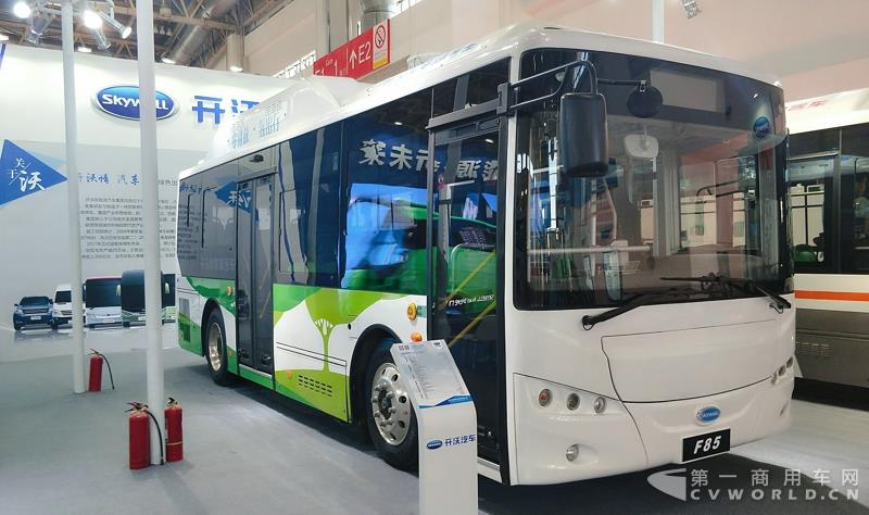 南京金龍F(tuán)85氫燃料電池客車(chē)