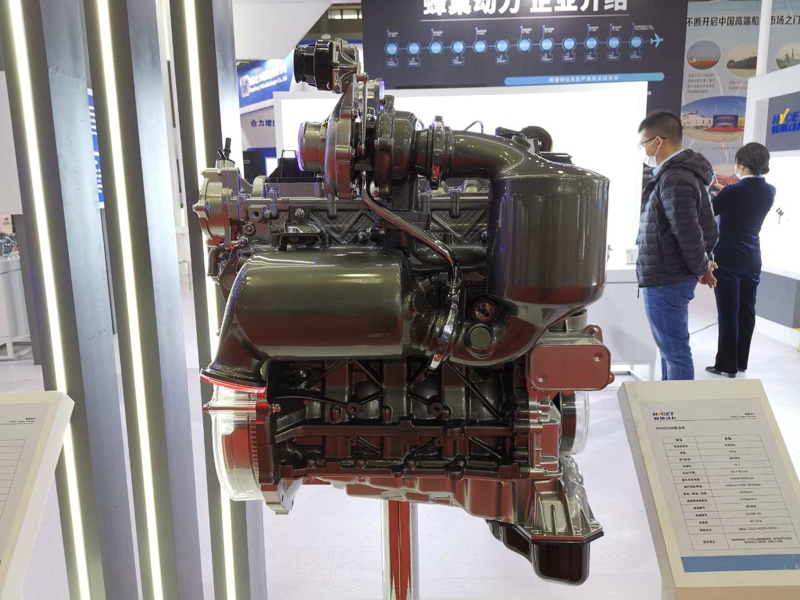 蜂巢動力HY4D20M柴油機，排量1996ml